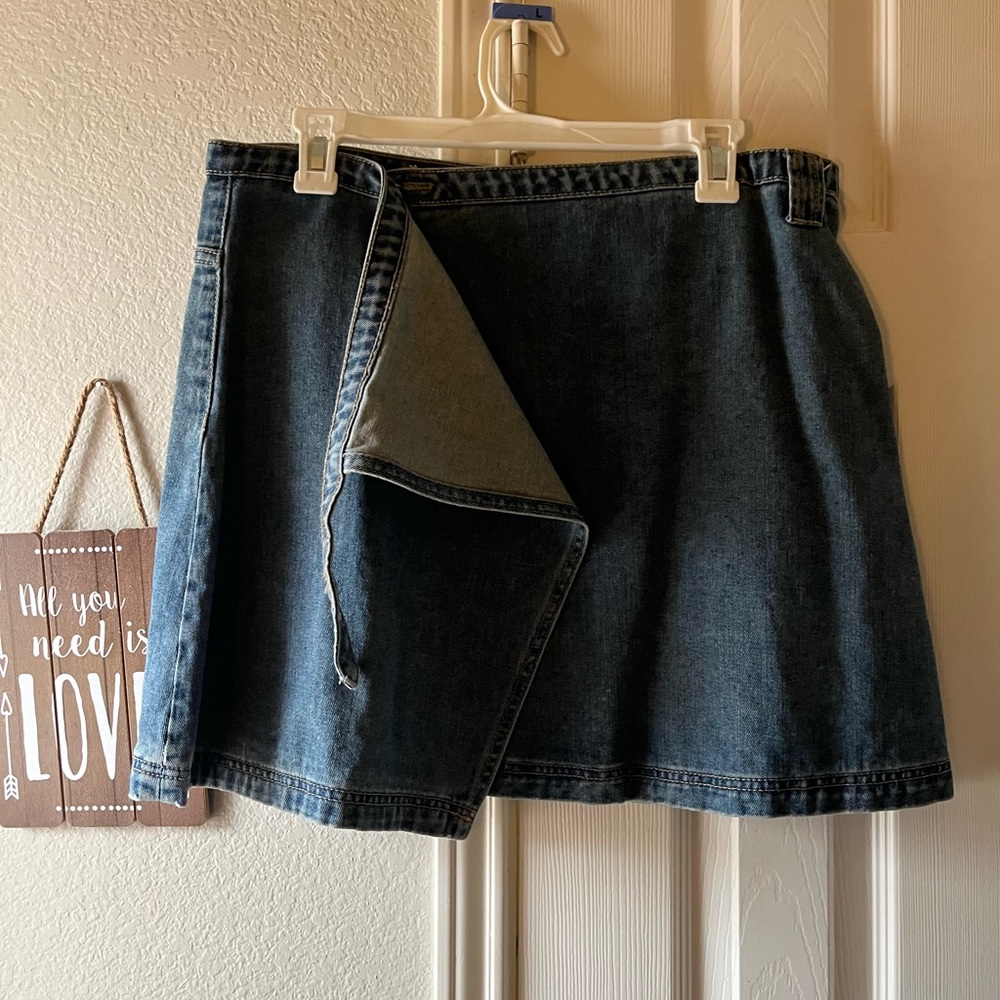 Francesca’s denim skirt
